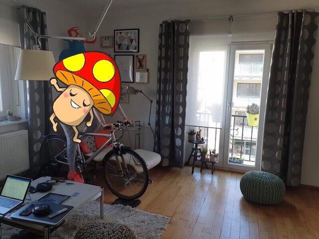 室内ジム　自転車トレーニング　我が家で使っている様子